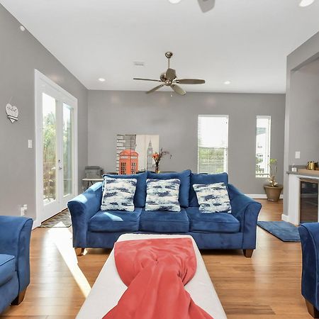 N-E-G Skai Midtown Of Houston Villa Luaran gambar